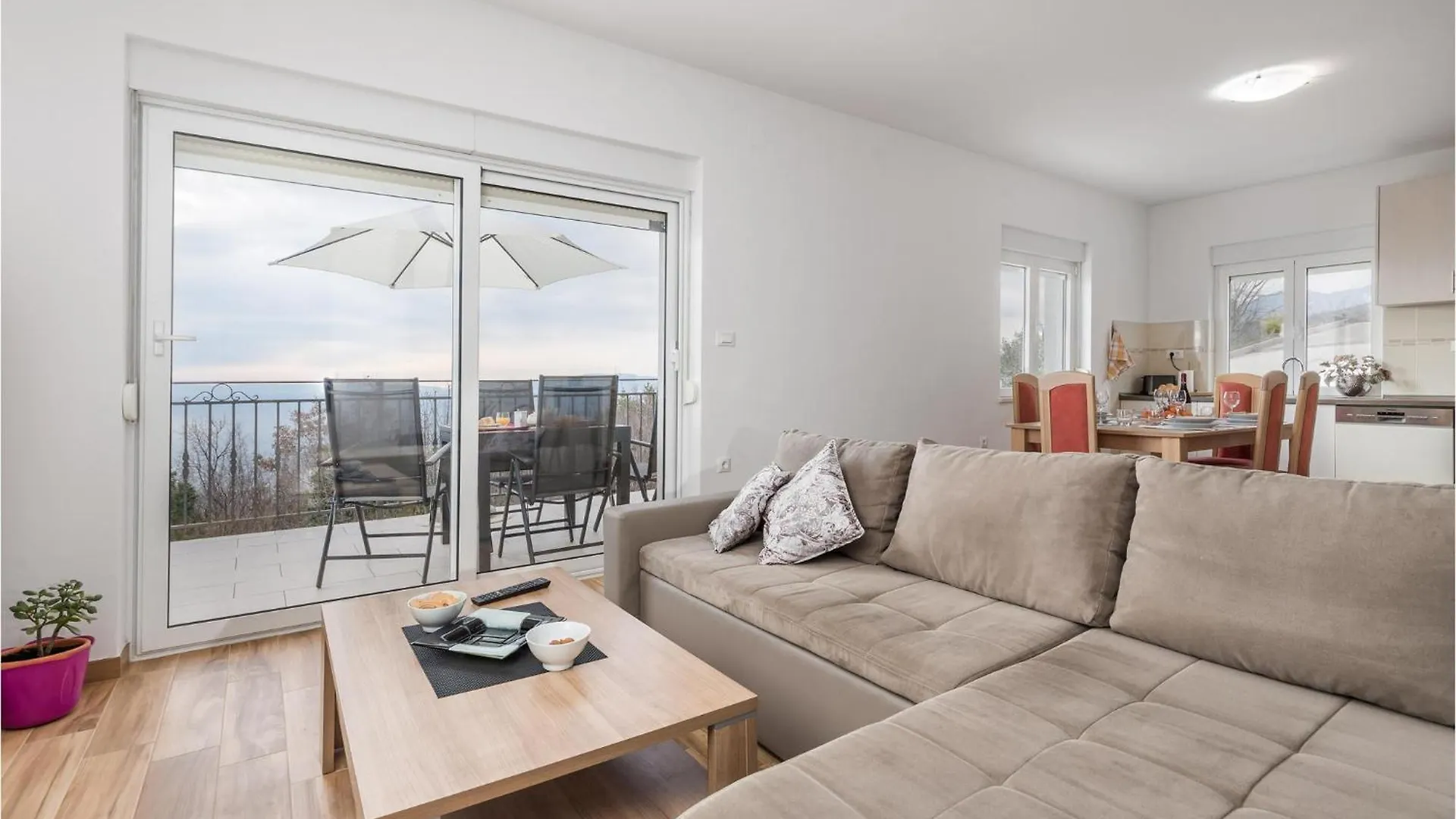 Lovely Apartment In Bregi With House Sea View Opatija