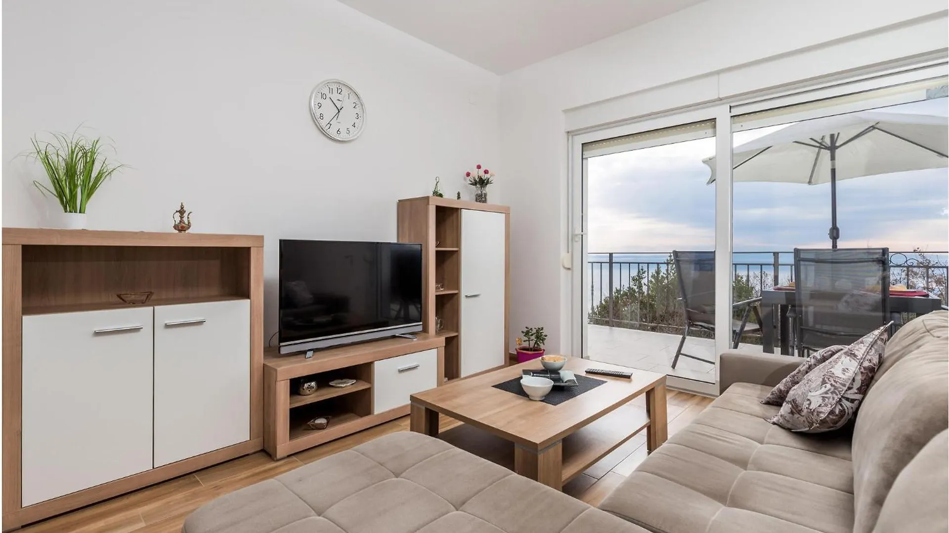 Lovely Apartment In Bregi With House Sea View 奥帕提亚 克罗地亚